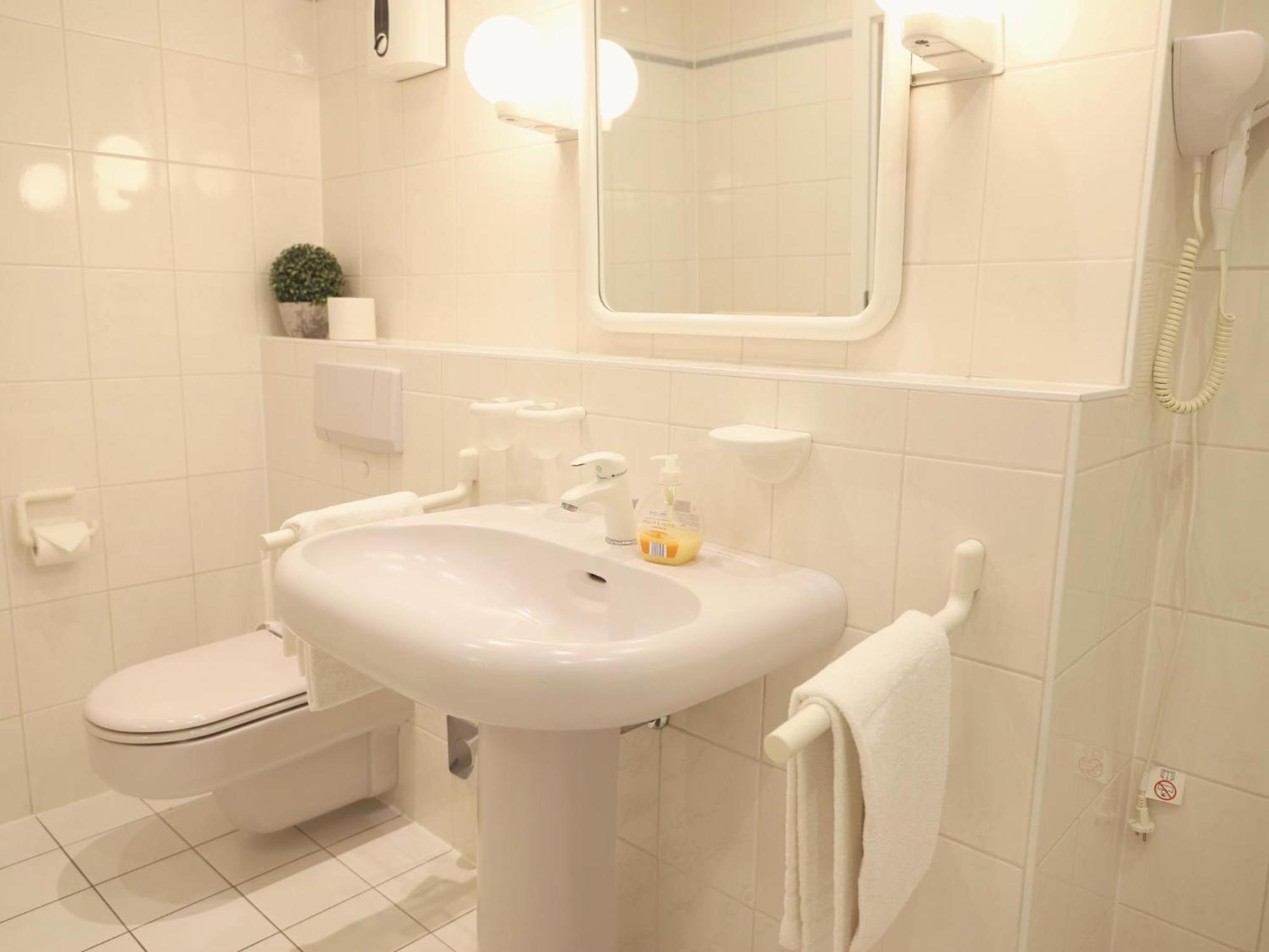 Das Geraeumige 2-Zimmer-Appartement Westerland Exteriör bild